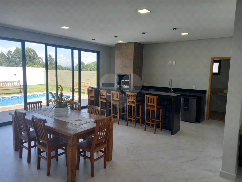 Casa de Condomínio à venda com 3 quartos, 340m² - Foto 6