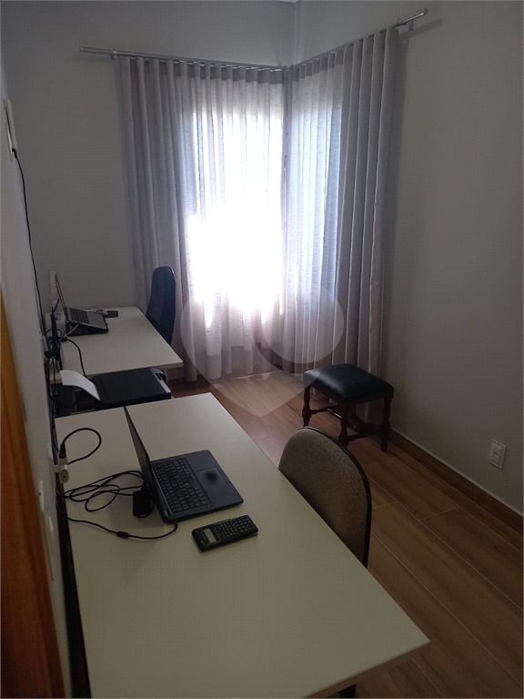 Casa de Condomínio à venda com 3 quartos, 340m² - Foto 18