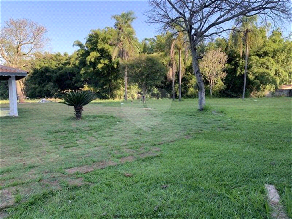 Chácara à venda com 4 quartos, 180m² - Foto 2