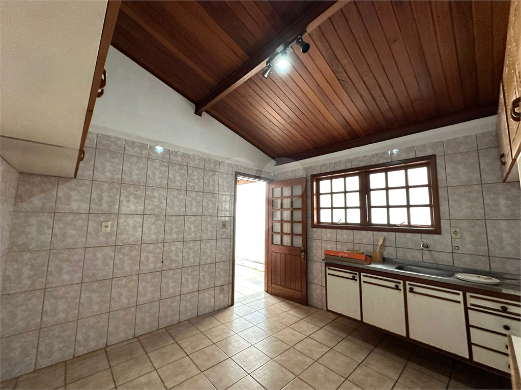 Casa à venda com 4 quartos, 192m² - Foto 3