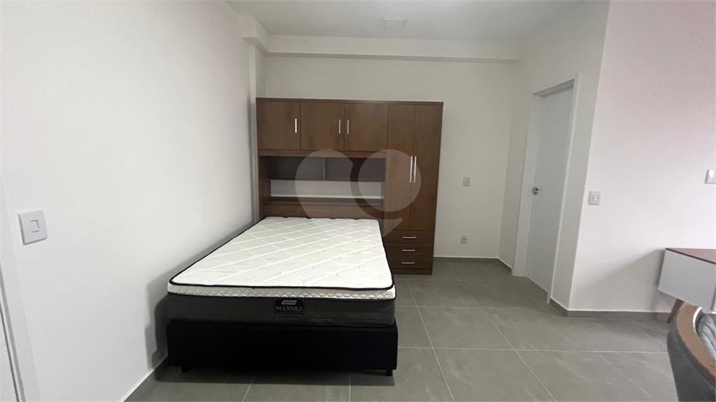 Apartamento para alugar, 32m² - Foto 11