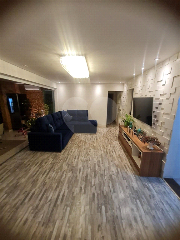 APARTAMENTO À VENDA NA MOÓCA
