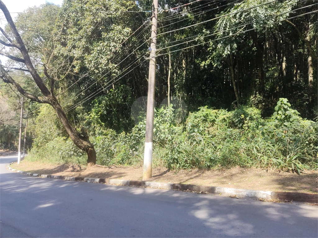 terreno de 1211 metros no condominio sausalito na serra da cantareira