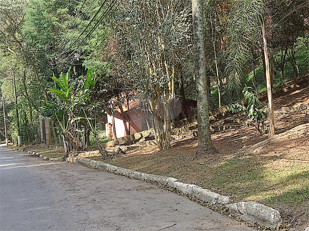 terreno de 1211 metros no condominio sausalito na serra da cantareira