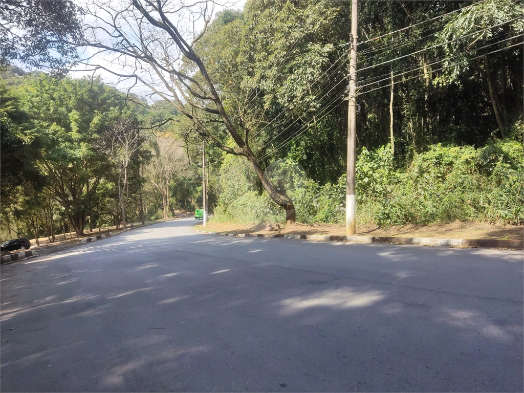 terreno de 1211 metros no condominio sausalito na serra da cantareira