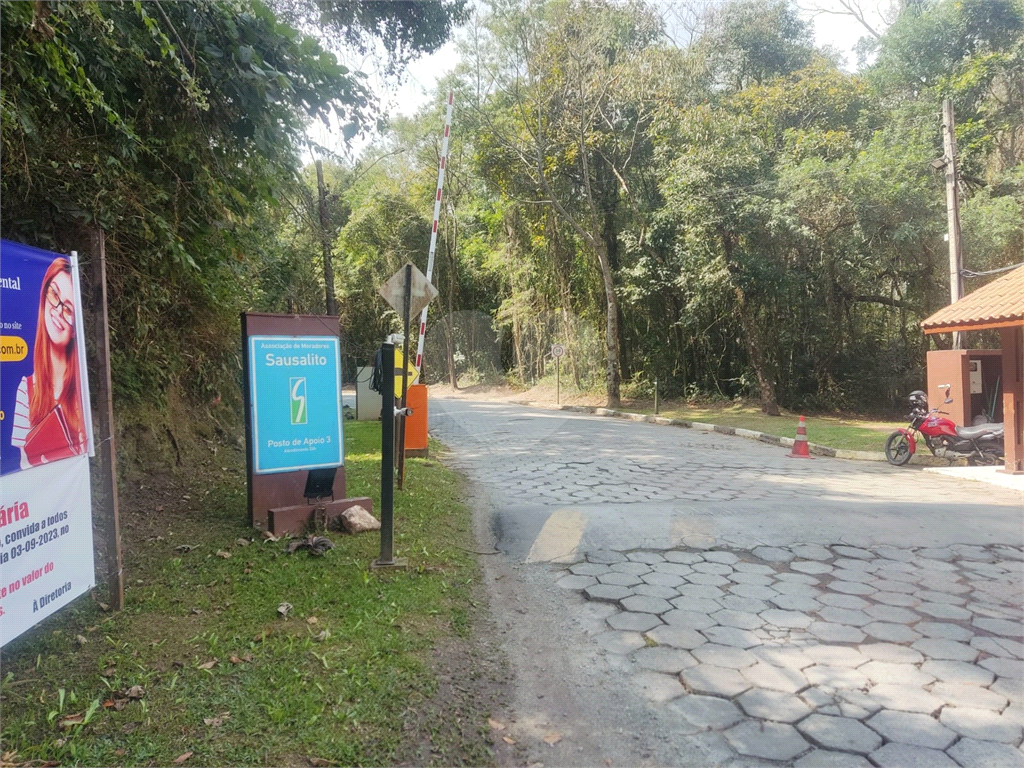 terreno de 1211 metros no condominio sausalito na serra da cantareira
