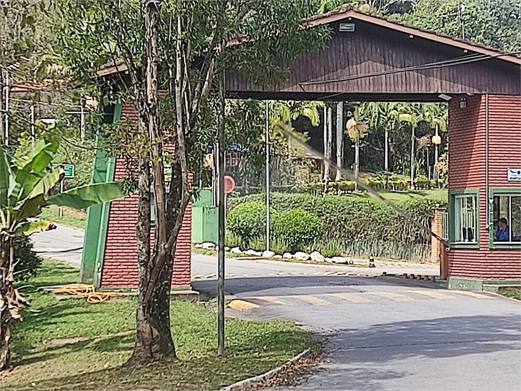 terreno de 1211 metros no condominio sausalito na serra da cantareira