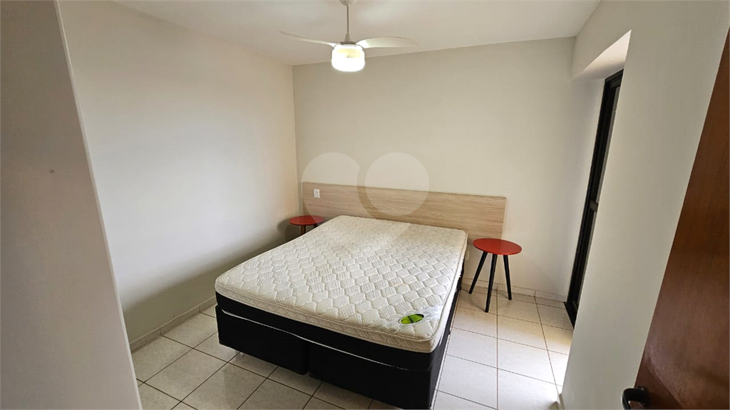 Apartamento para alugar com 2 quartos, 55m² - Foto 24