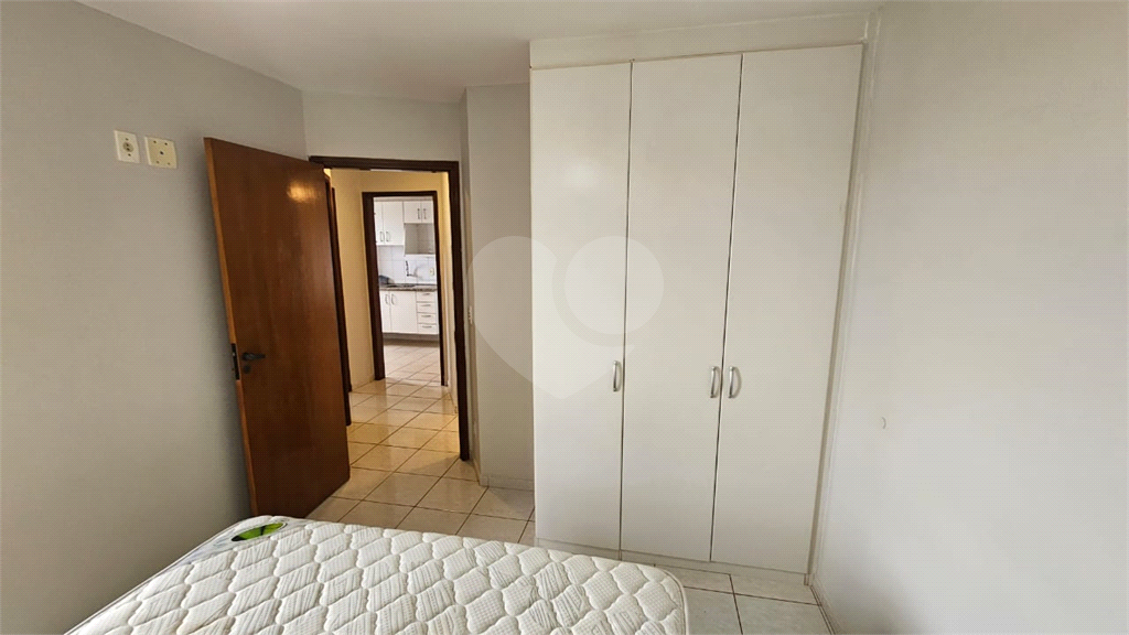 Apartamento para alugar com 2 quartos, 55m² - Foto 15