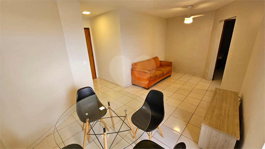 Apartamento para alugar com 2 quartos, 55m² - Foto 6