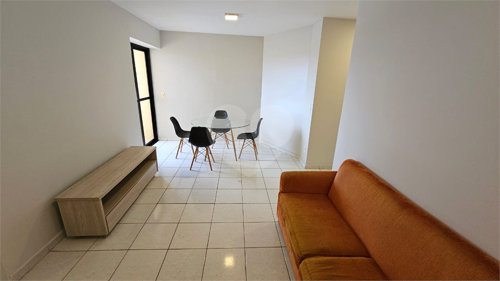 Apartamento para alugar com 2 quartos, 55m² - Foto 8