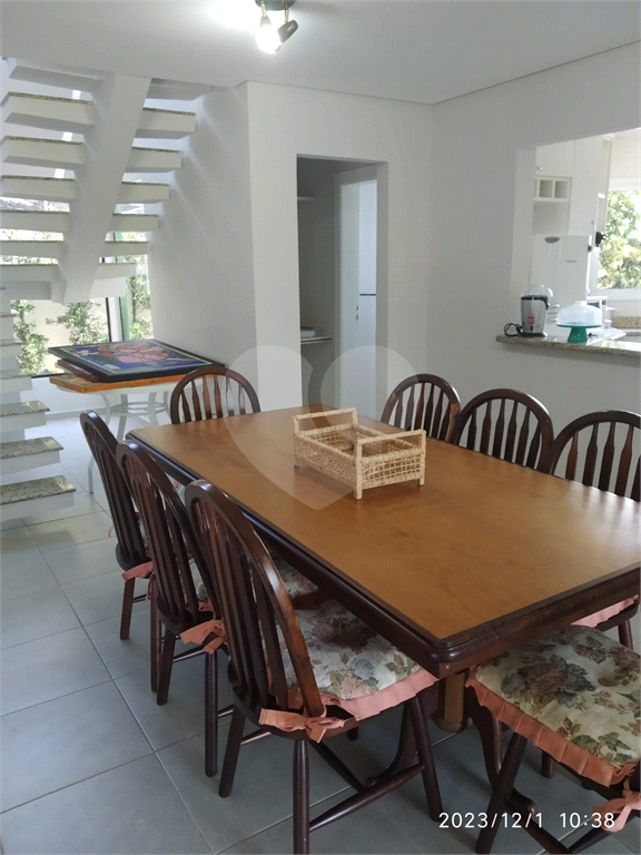 Casa de Condomínio à venda com 4 quartos, 300m² - Foto 11