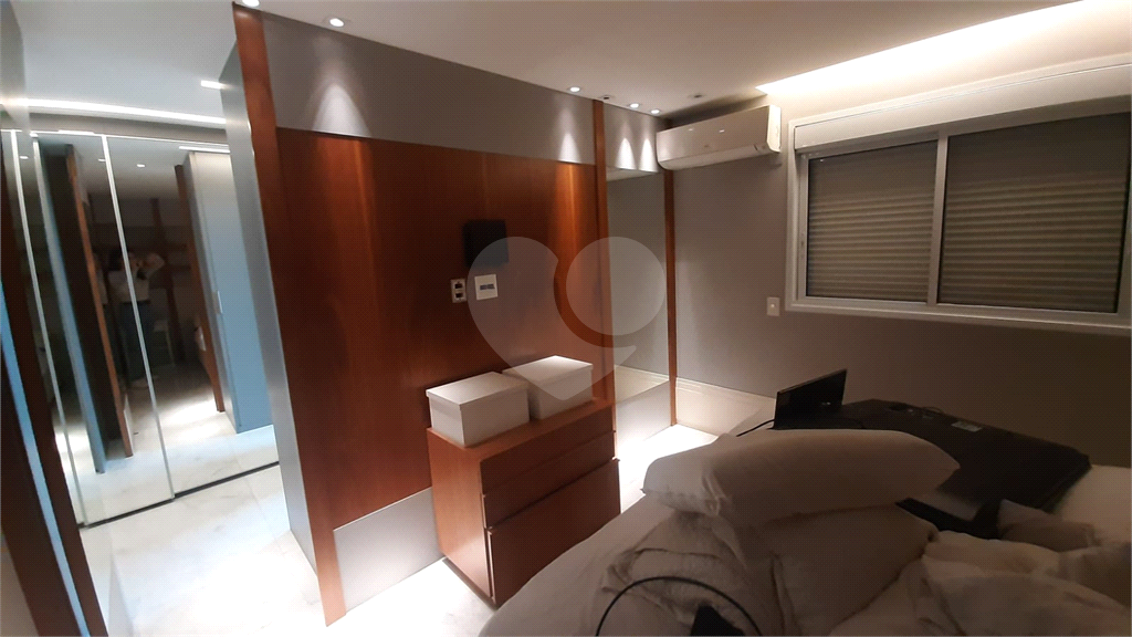 Apartamento à venda com 3 quartos, 190m² - Foto 22