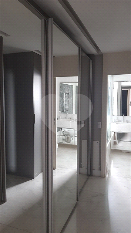 Apartamento à venda com 3 quartos, 190m² - Foto 25