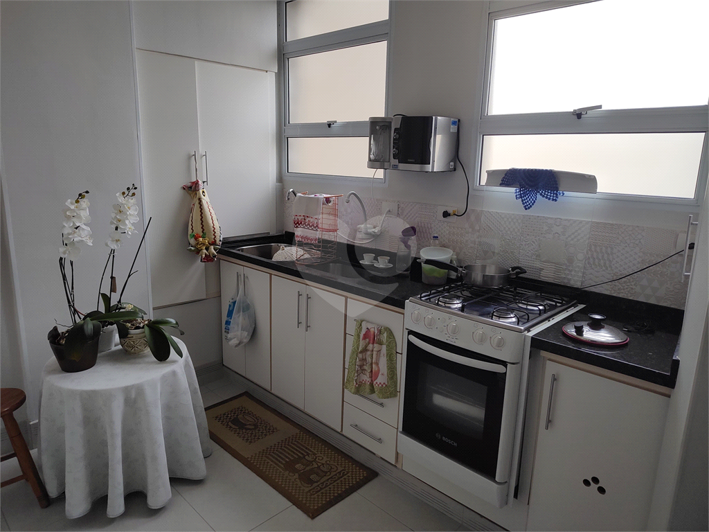 Apartamento à venda com 1 quarto, 55m² - Foto 3