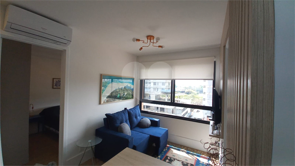 APARTAMENTO em MOEMA
