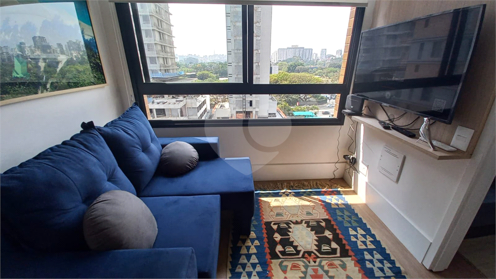 APARTAMENTO em MOEMA