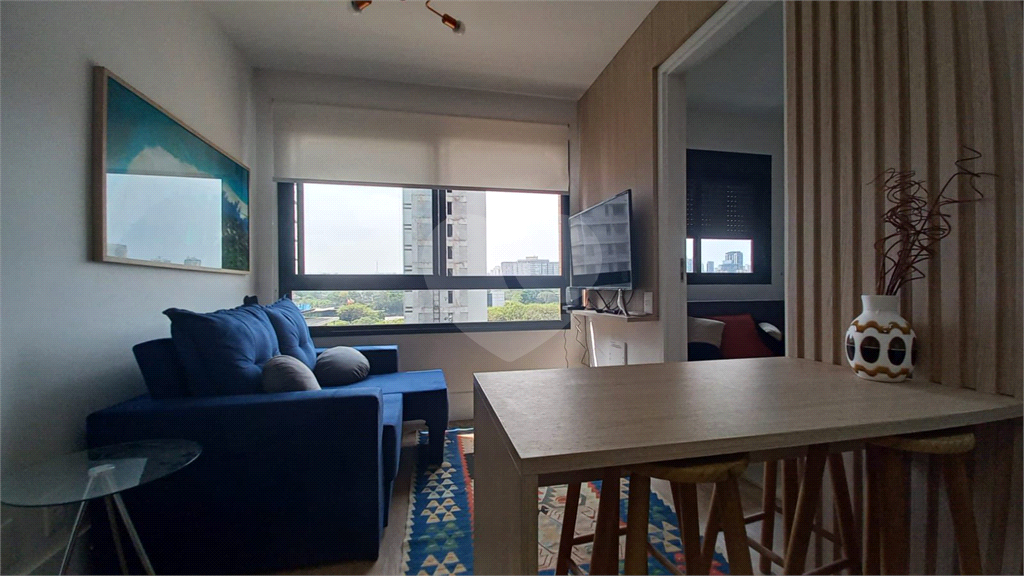 APARTAMENTO em MOEMA