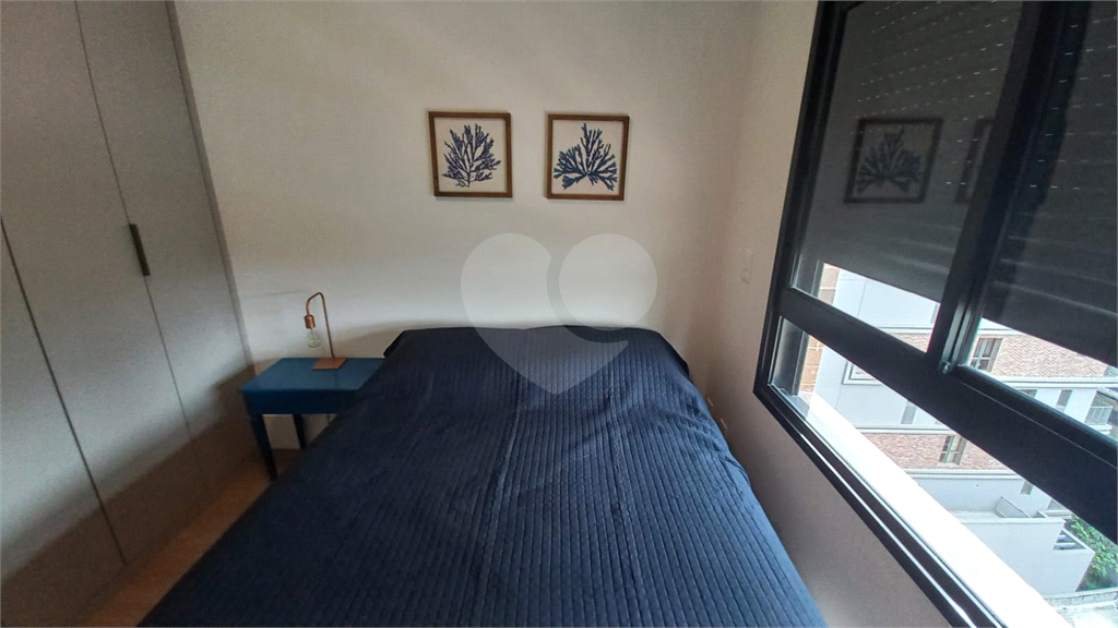 APARTAMENTO em MOEMA