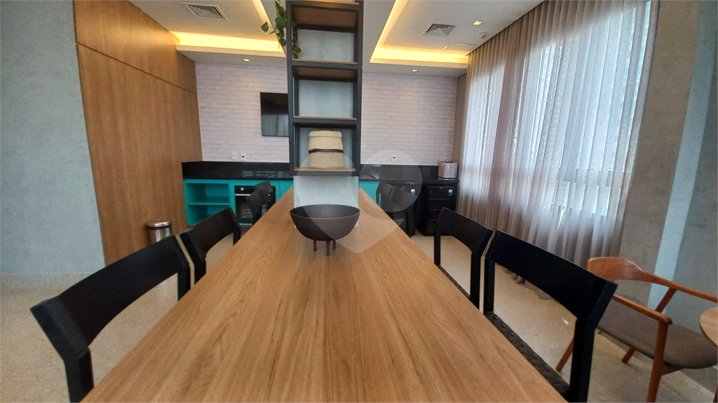 APARTAMENTO em MOEMA