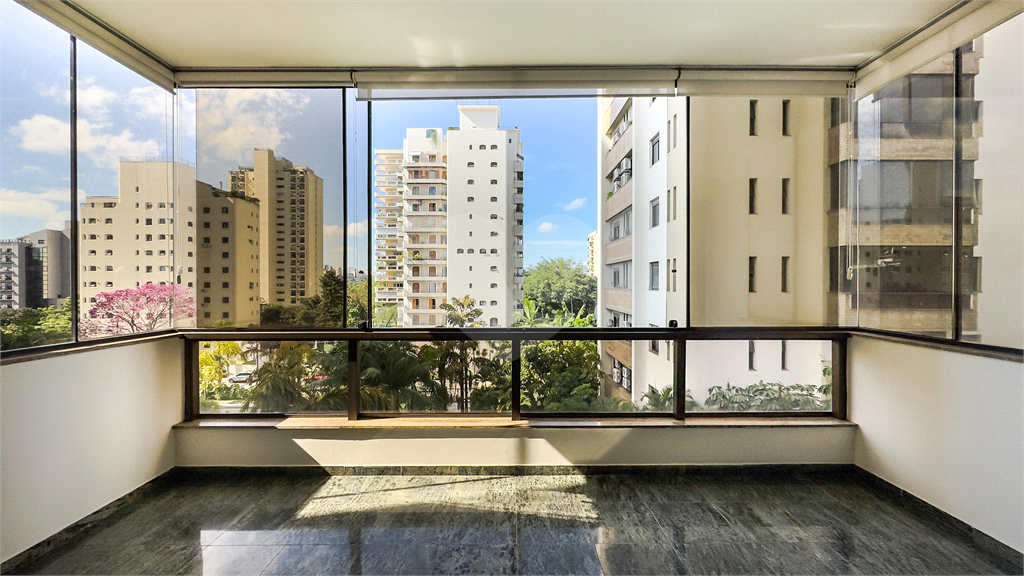 Apartamento para Venda - Alto De Pinheiros