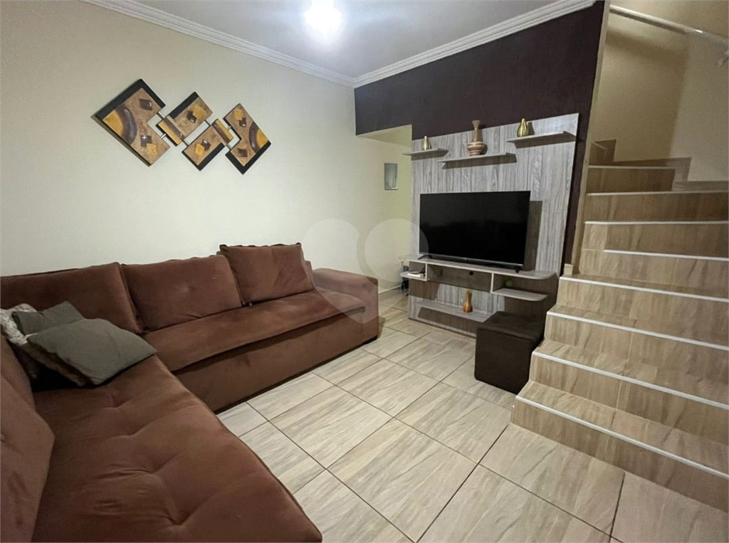 Casa à venda com 2 quartos, 118m² - Foto 2