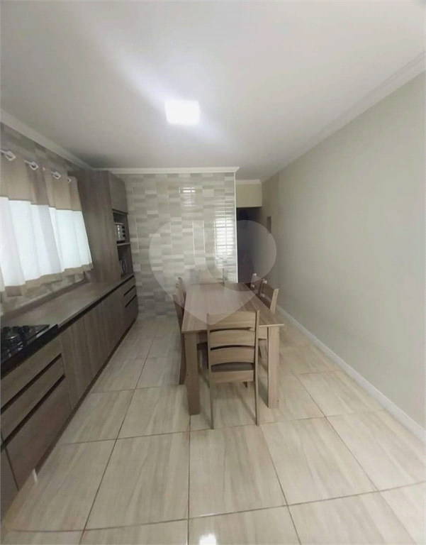 Casa à venda com 2 quartos, 118m² - Foto 3