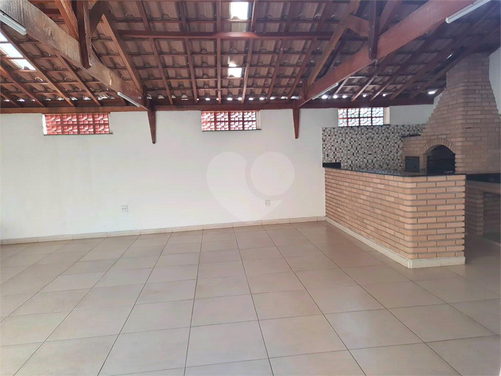 APARTAMENTO em PENHA