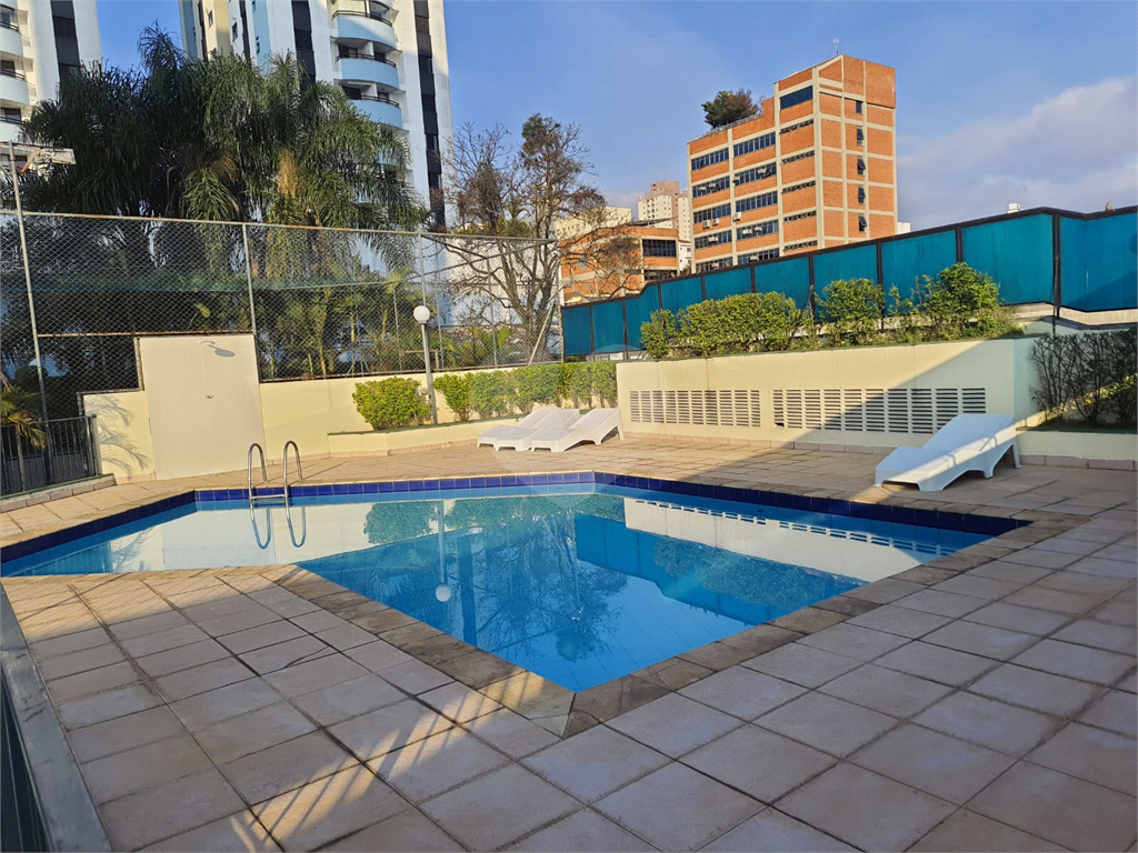 APARTAMENTO em PENHA