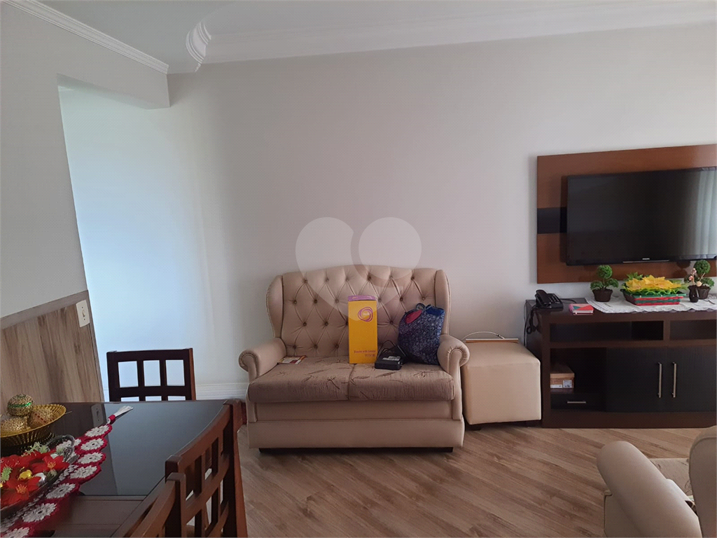 APARTAMENTO em PENHA