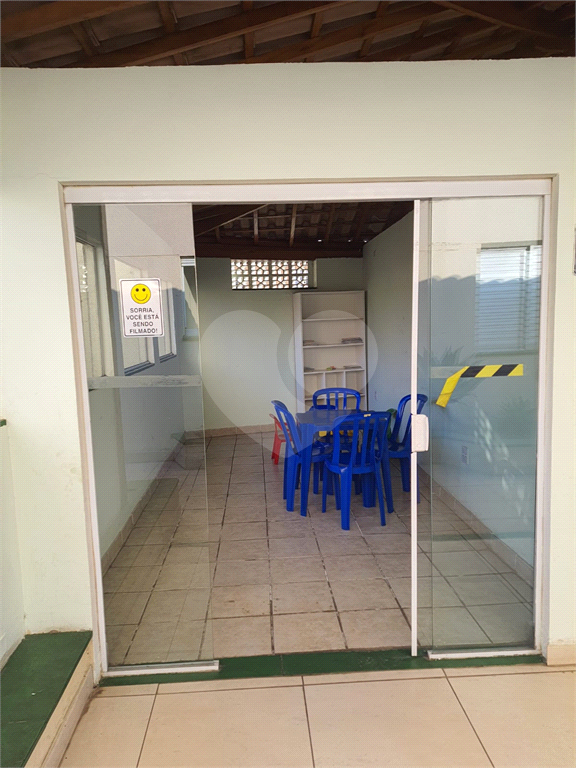 APARTAMENTO em PENHA
