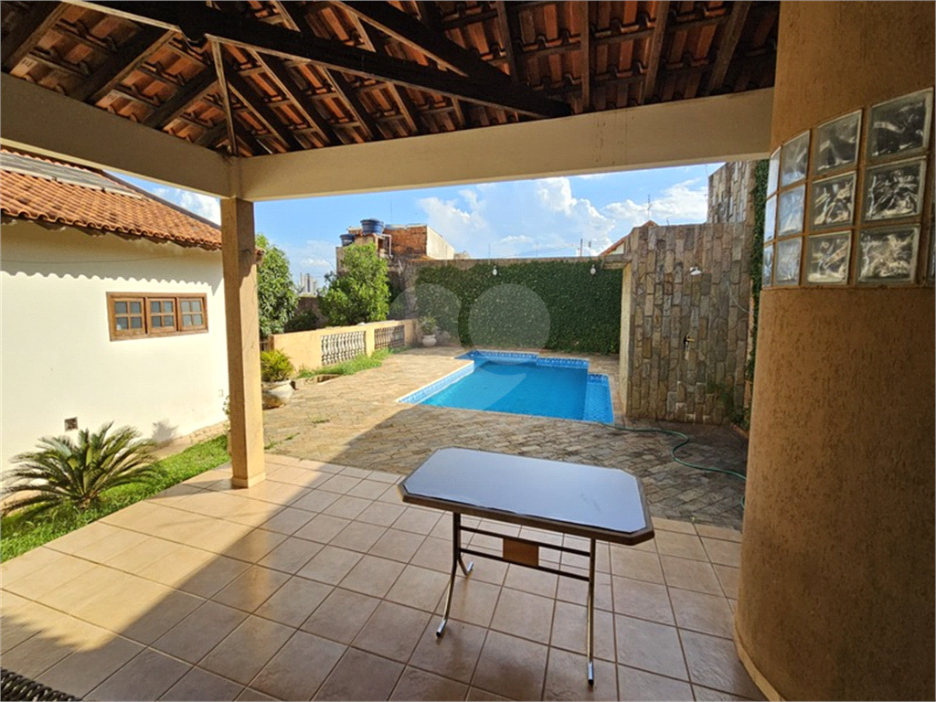 Casa à venda com 4 quartos, 400m² - Foto 26