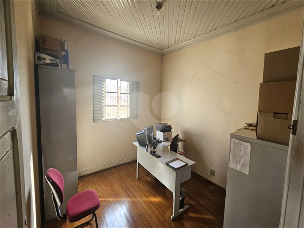 Casa à venda com 2 quartos, 110m² - Foto 1