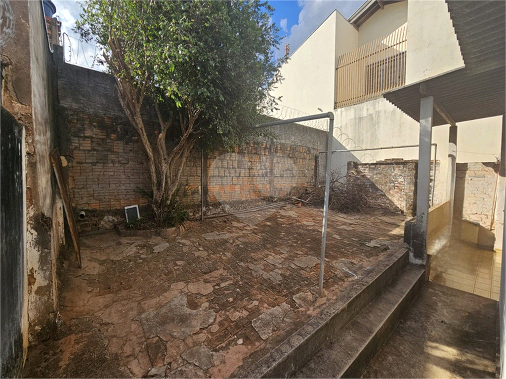 Casa à venda com 2 quartos, 110m² - Foto 12