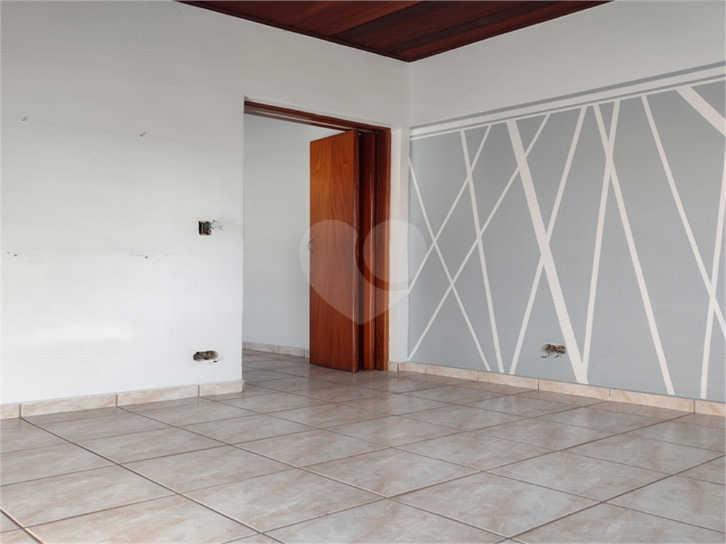 Casa à venda com 3 quartos, 120m² - Foto 15