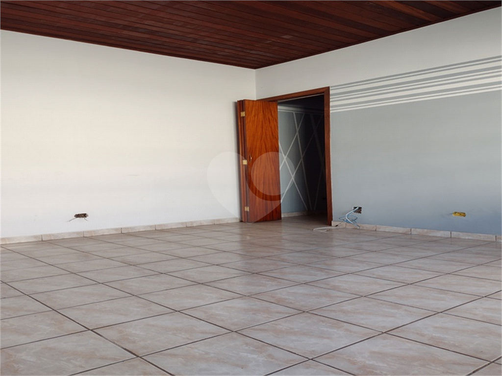 Casa à venda com 3 quartos, 120m² - Foto 10