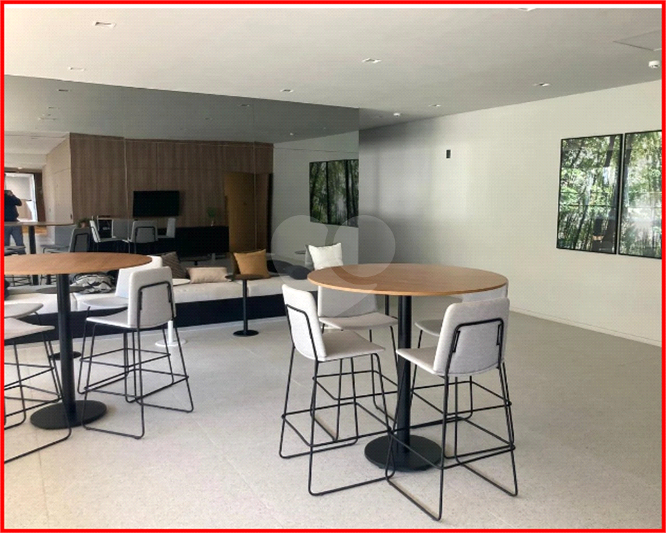 Apartamento à venda Residencial em PERDIZES com 38 m²