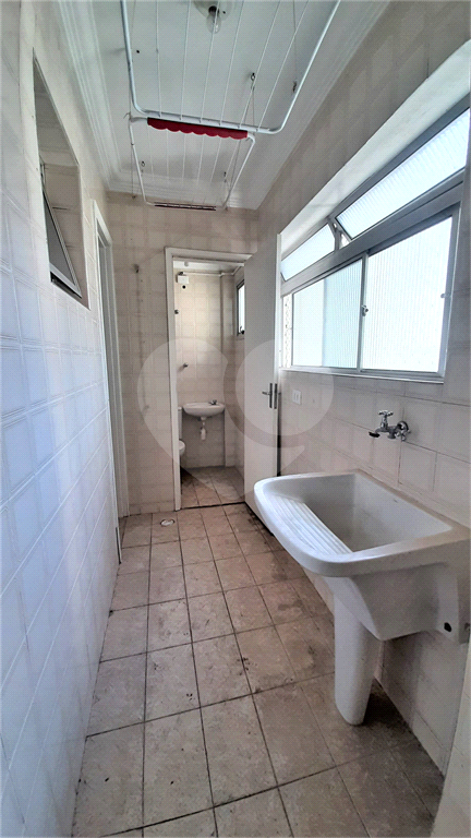 APARTAMENTO 2 QUARTOS, 1 VAGA E VARANDA À VENDA NA RUA COPACABANA