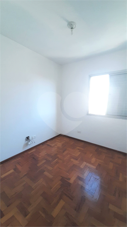 APARTAMENTO 2 QUARTOS, 1 VAGA E VARANDA À VENDA NA RUA COPACABANA