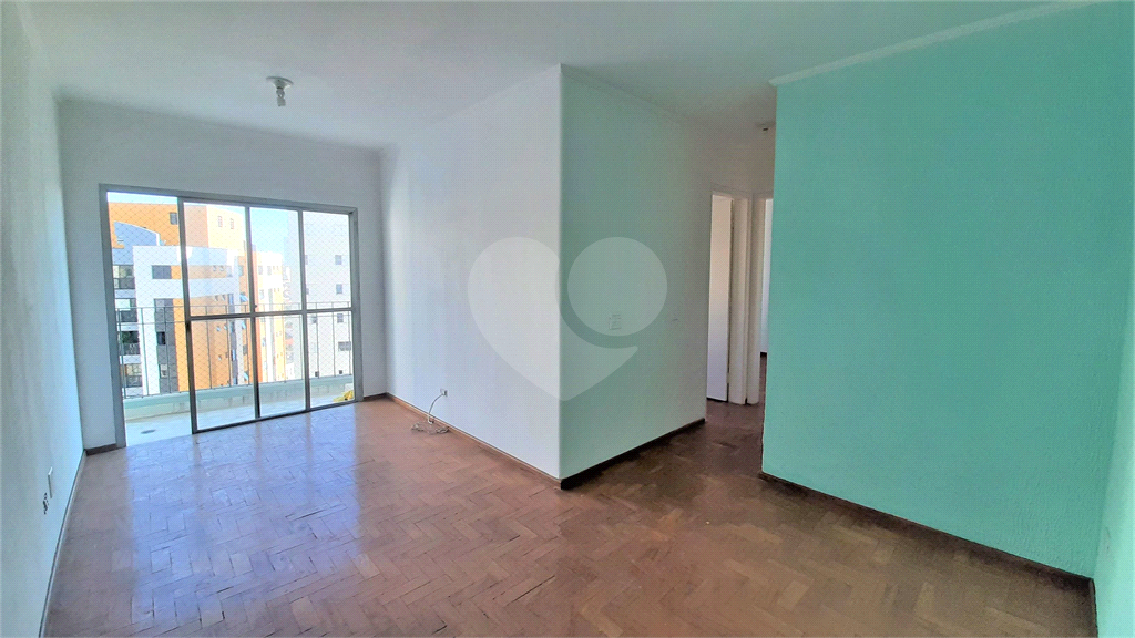 APARTAMENTO 2 QUARTOS, 1 VAGA E VARANDA À VENDA NA RUA COPACABANA