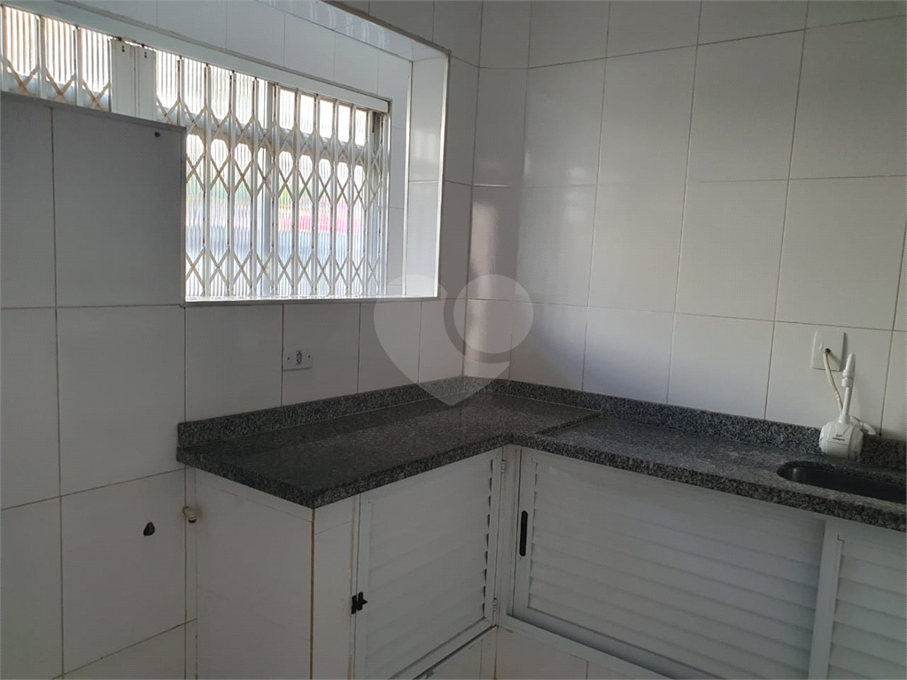 APARTAMENTO em TREMEMBÉ