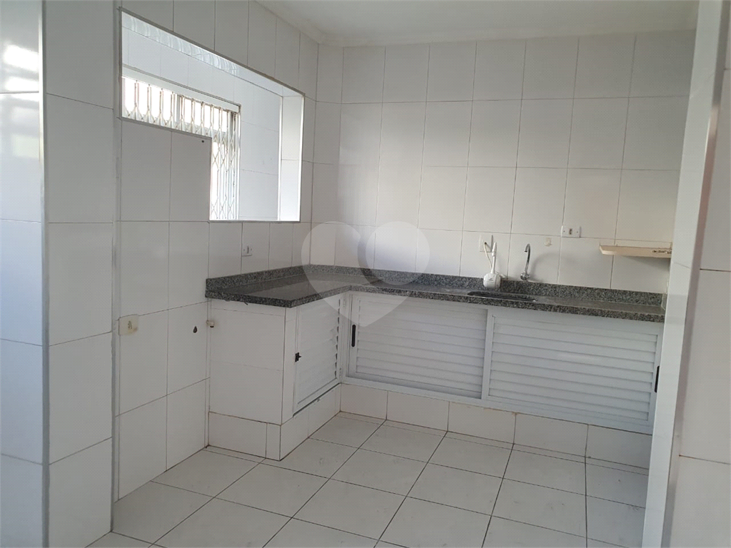 APARTAMENTO em TREMEMBÉ
