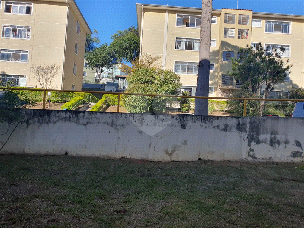 APARTAMENTO em TREMEMBÉ