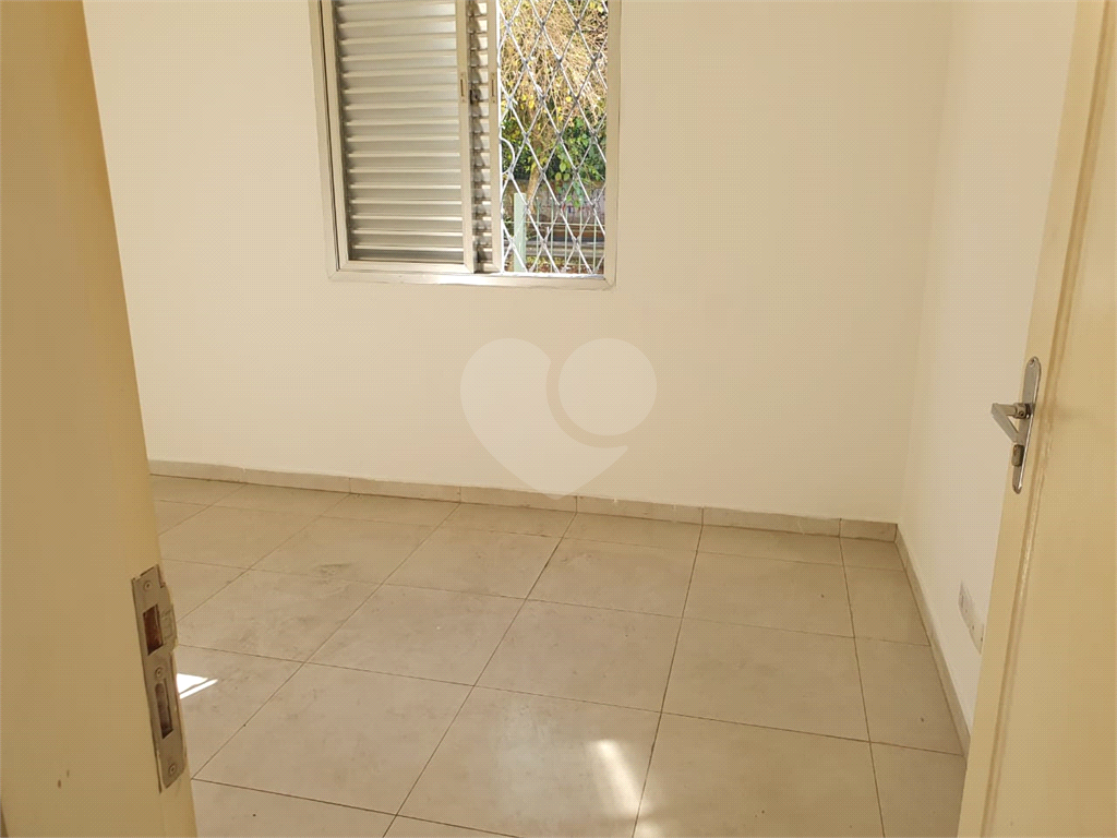 APARTAMENTO em TREMEMBÉ