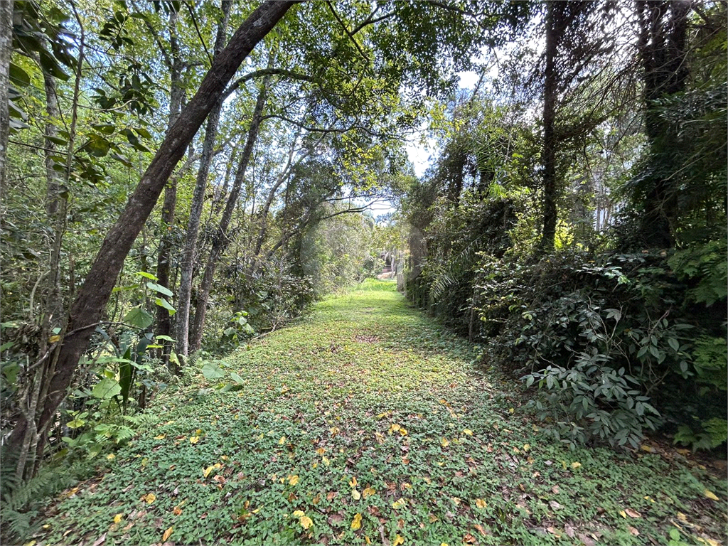 Chácara com 5.565mts2 próximo ao centro da cidade de Suzano / SP