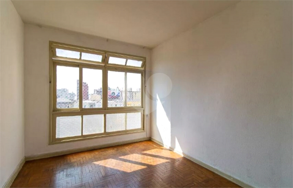 APARTAMENTO em BARRA FUNDA
