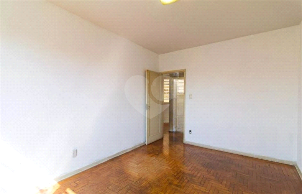 APARTAMENTO em BARRA FUNDA