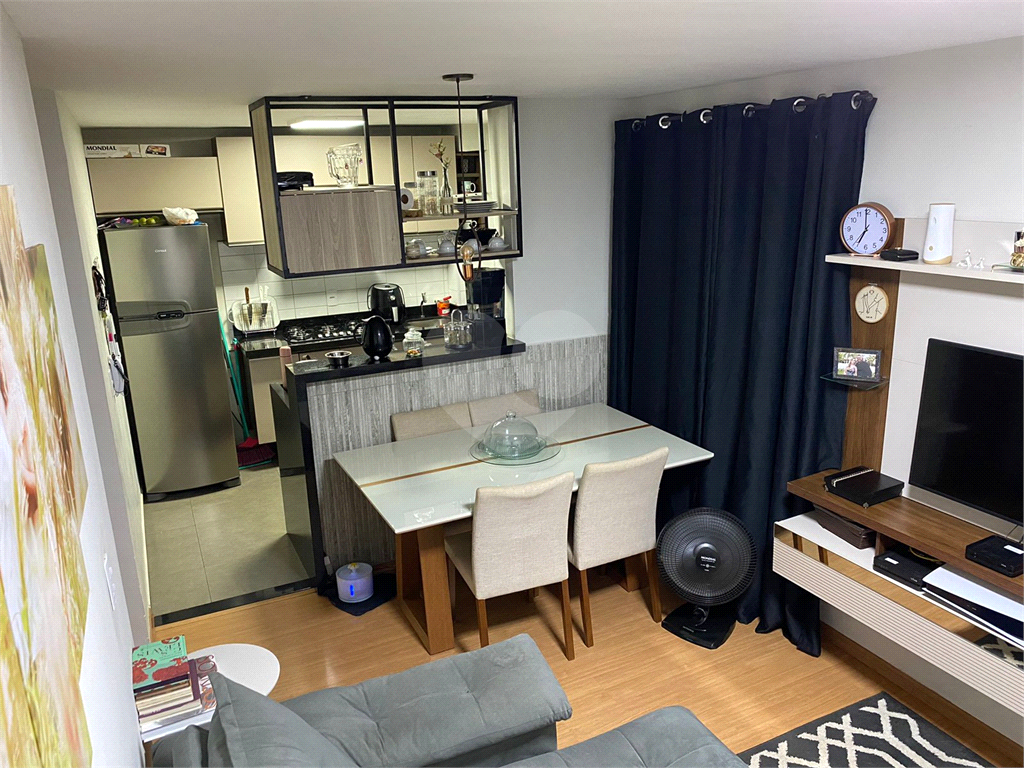 Apartamento à venda com 2 quartos, 49m² - Foto 3