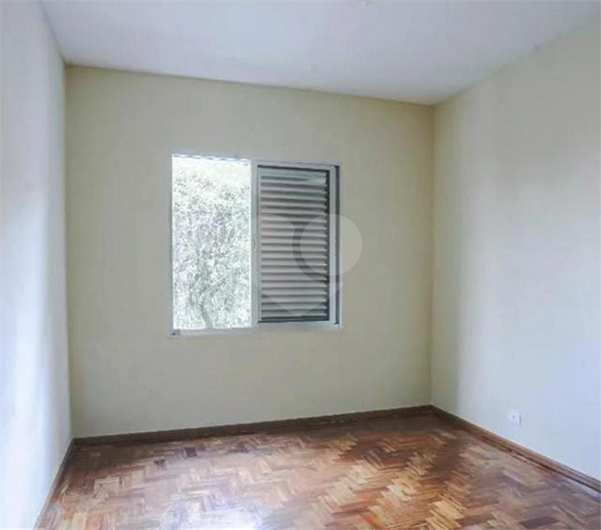 APARTAMENTO em CASA VERDE