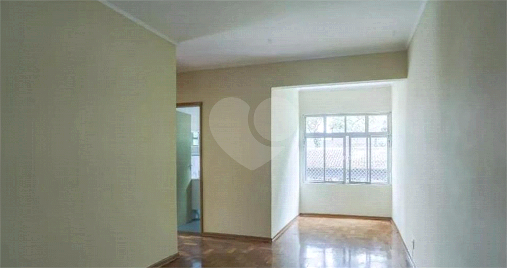 APARTAMENTO em CASA VERDE
